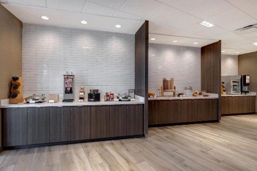 Fairfield Inn & Suites by Marriott Colorado Springs East - image 32