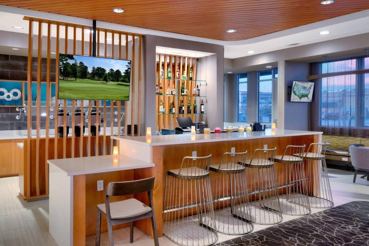 Springhill Suites by Marriott Colorado Springs North/Air Force Academy - image 7