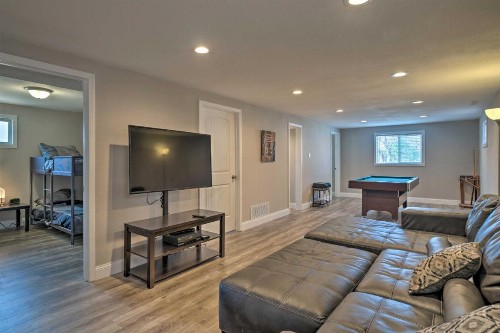 Colorado Springs Home - 10 Min to Downtown!