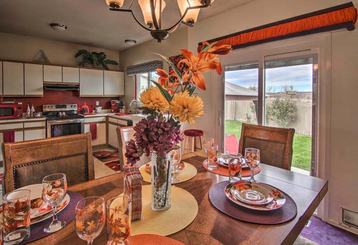 Colo Springs Home 5 Mins to Cheyenne Mtn and DT! - image 6