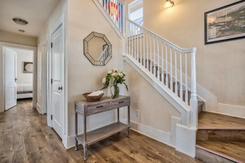3BR Minutes to DT Quiet Neighborhood Dog Friendly - image 15