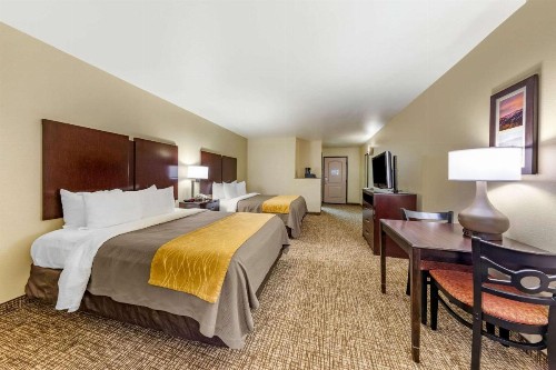 Comfort Inn and Suites Colton/San Bernardino - image 15
