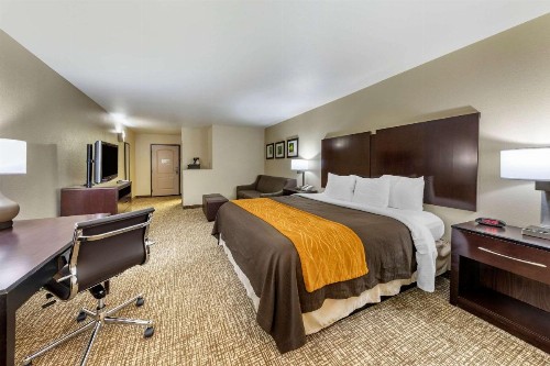 Comfort Inn and Suites Colton/San Bernardino - image 16