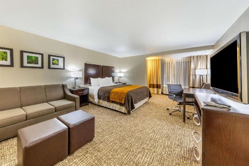 Comfort Inn and Suites Colton/San Bernardino - image 21
