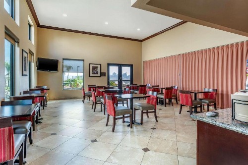 Comfort Inn and Suites Colton/San Bernardino - image 27
