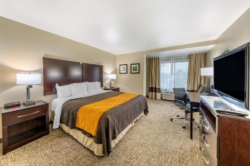 Comfort Inn and Suites Colton/San Bernardino - image 39