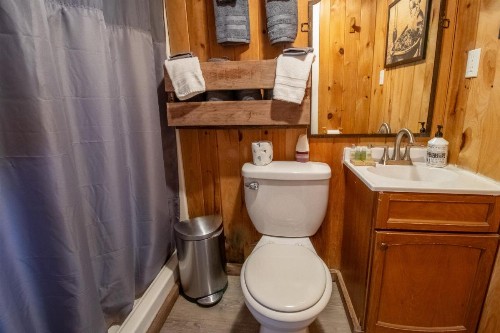 Kozy Haven Log Cabin Rentals - image 17