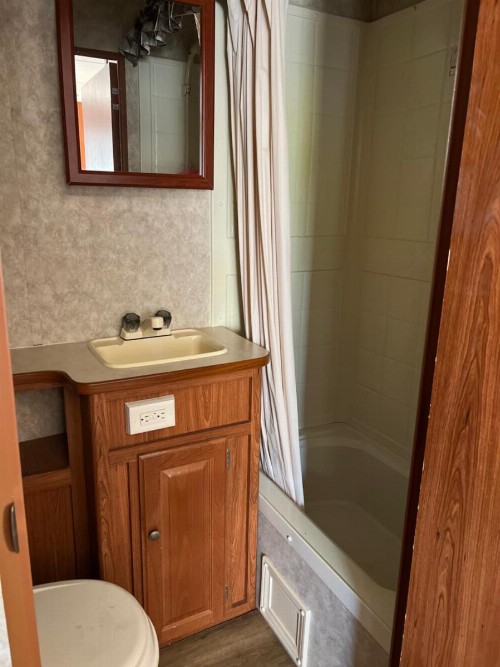 Kozy Haven Log Cabin Rentals - image 21