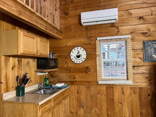Kozy Haven Log Cabin Rentals - image 38