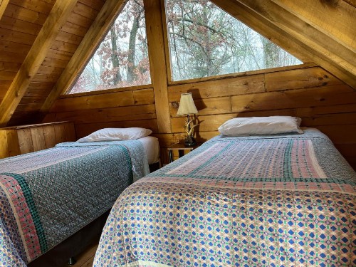 Kozy Haven Log Cabin Rentals - image 43
