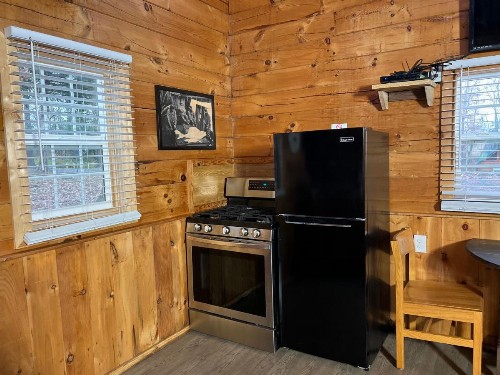 Kozy Haven Log Cabin Rentals - image 49