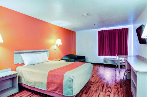 Motel 6-Columbia MO - East - image 10