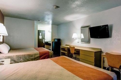 Motel 6-Columbia MO - East - image 22