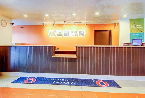 Motel 6-Columbia MO - East - image 26