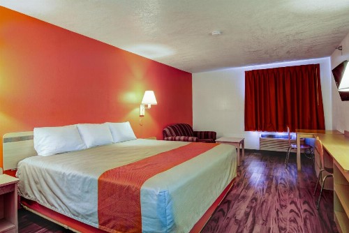 Motel 6-Columbia MO - East - image 30