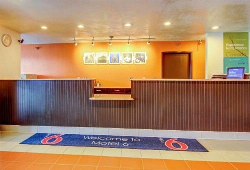Motel 6-Columbia MO - East - image 34