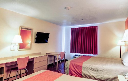 Motel 6-Columbia MO - East - image 50