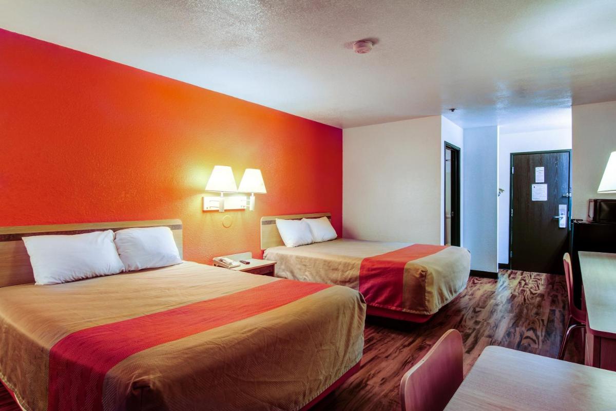 Motel 6-Columbia MO - East - image 7