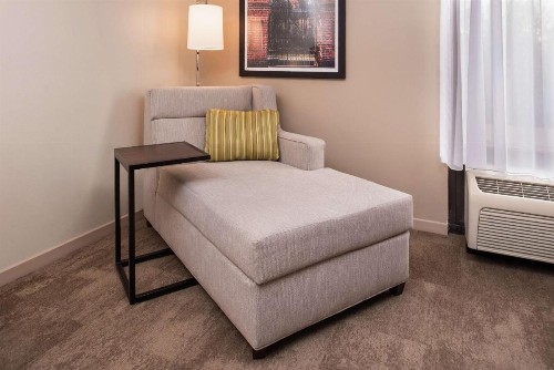 Hampton Inn Columbia Northeast-Fort Jackson Area - image 14