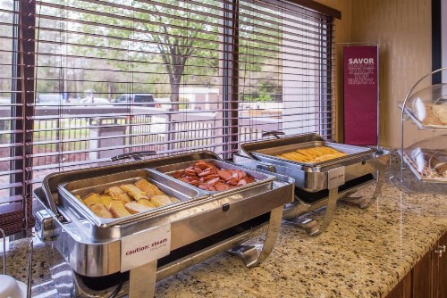 Hampton Inn Columbia Northeast-Fort Jackson Area - image 24
