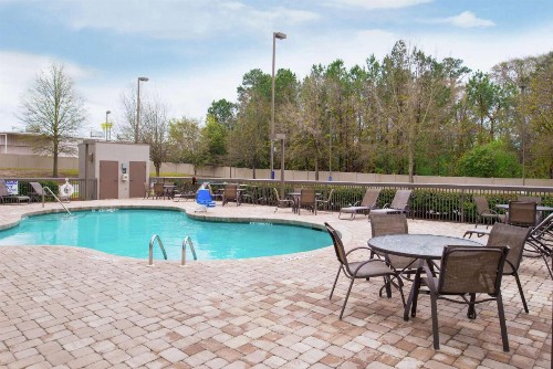Hampton Inn Columbia Northeast-Fort Jackson Area - image 50