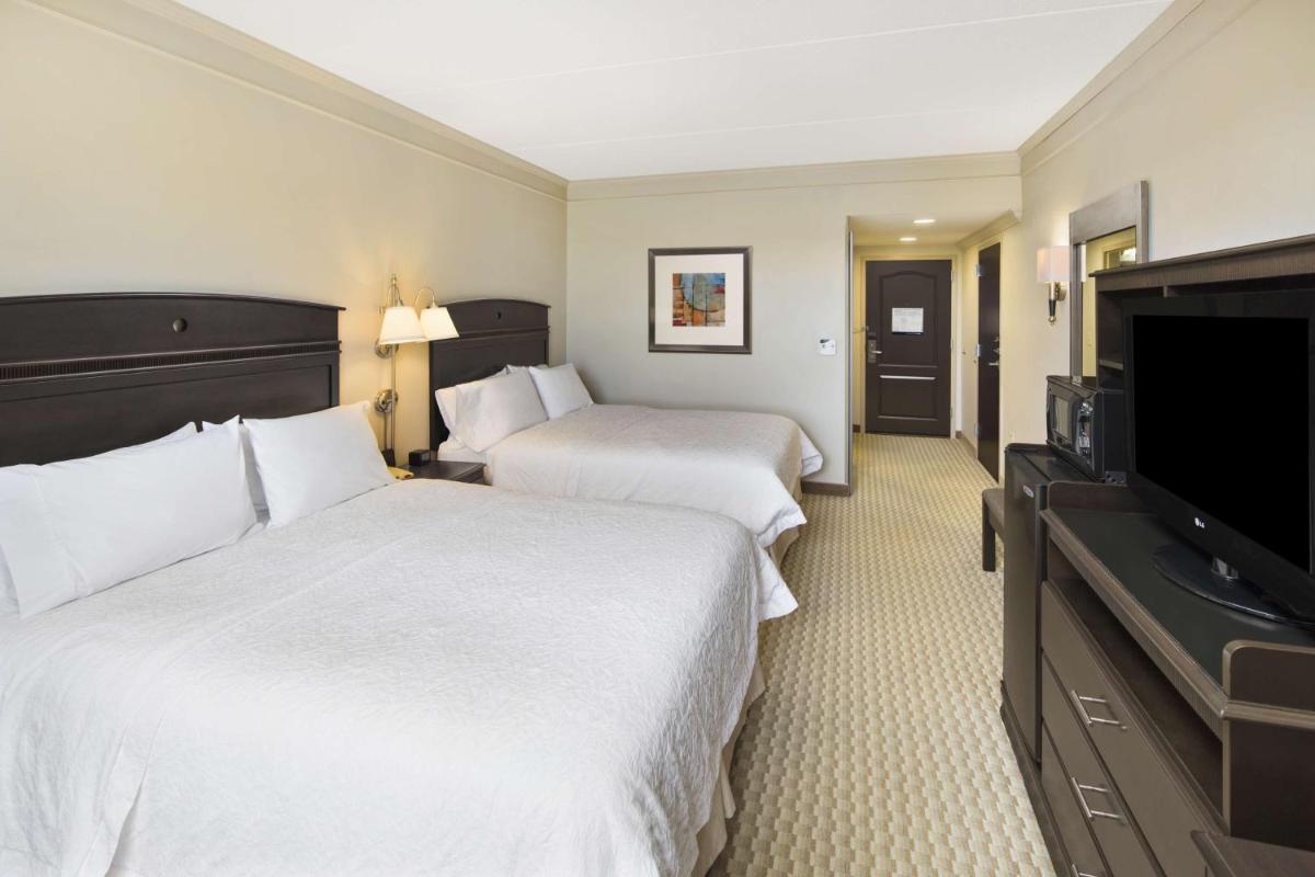 Hampton Inn Columbia I-20-Clemson Road - image 2