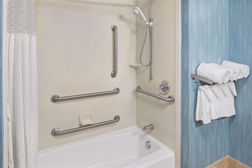 Hampton Inn Columbia I-20-Clemson Road - image 5