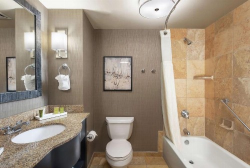 Hilton Columbia Center - image 24