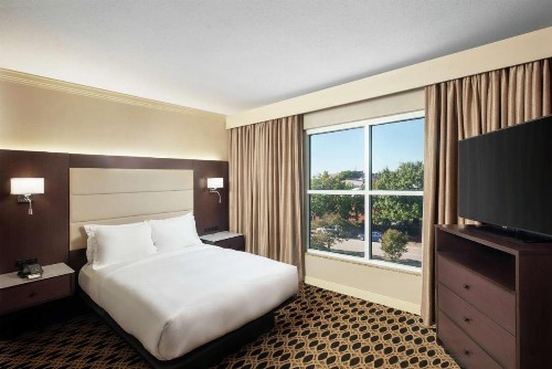 Hilton Columbia Center - image 31