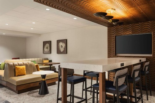 Hampton Inn Columbia Downtown Historic District - image 11