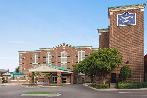 Hampton Inn Columbia Downtown Historic District - image 2