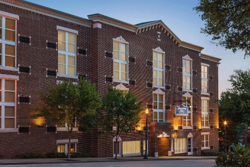 Hampton Inn Columbia Downtown Historic District - image 3
