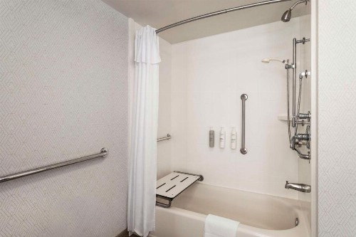 Hampton Inn Columbia Downtown Historic District - image 33