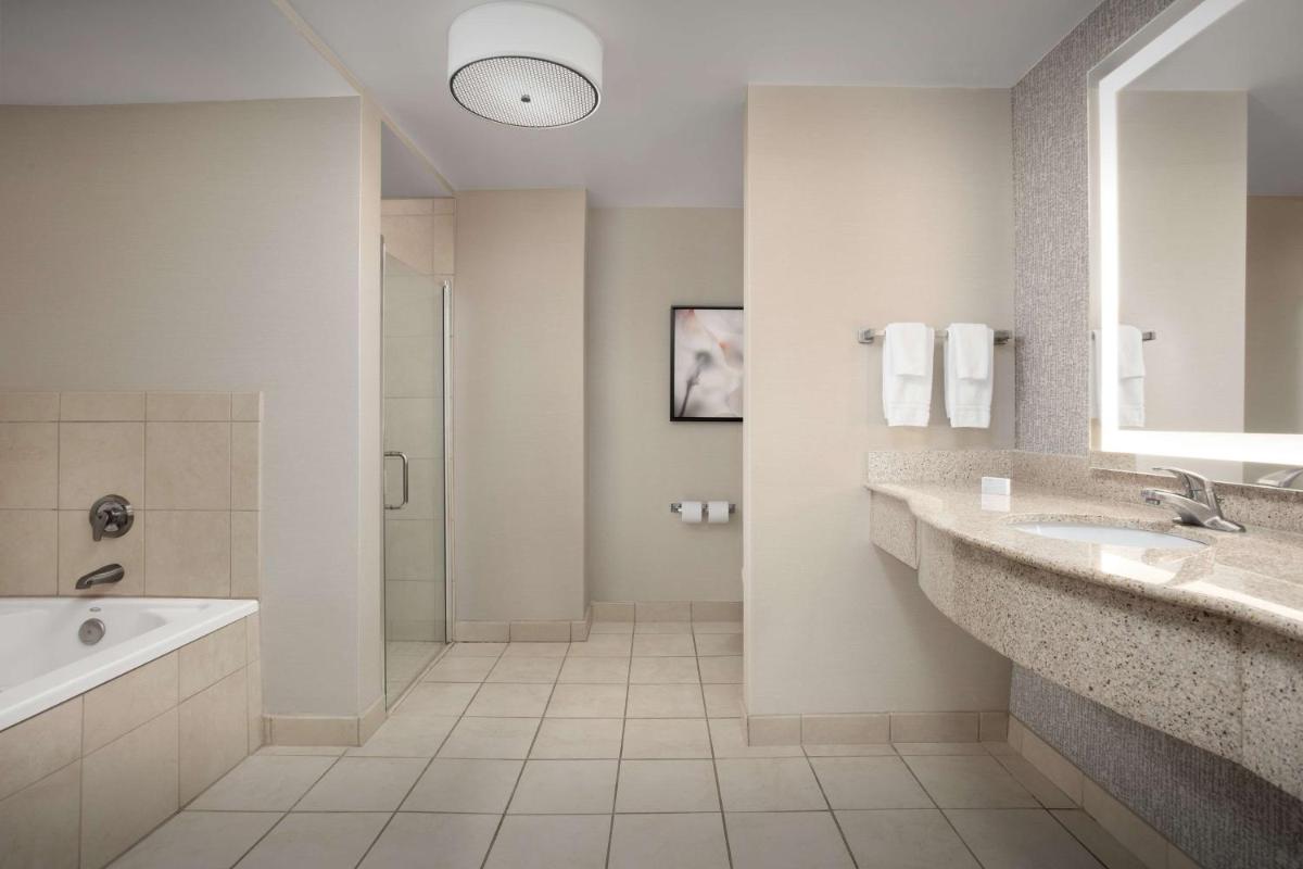 Hilton Garden Inn Columbia/Harbison - image 2