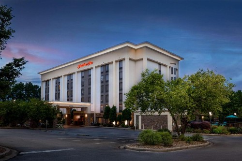 Hampton Inn Columbia I-26/Harbison Blvd - image 1