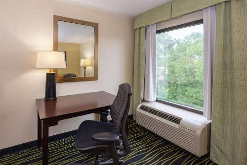Hampton Inn Columbia I-26/Harbison Blvd - image 30