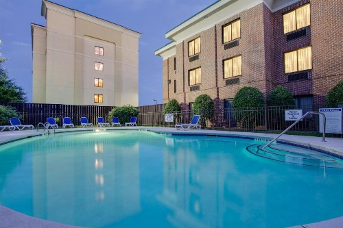 Holiday Inn Express Hotel & Suites Columbia-I-20 at Clemson Road an IHG Hotel - image 3