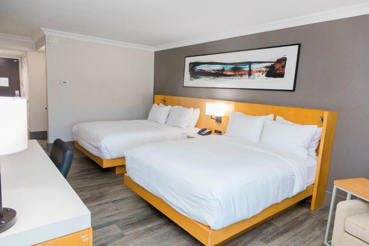 Delta Hotels Columbia Northeast - image 2