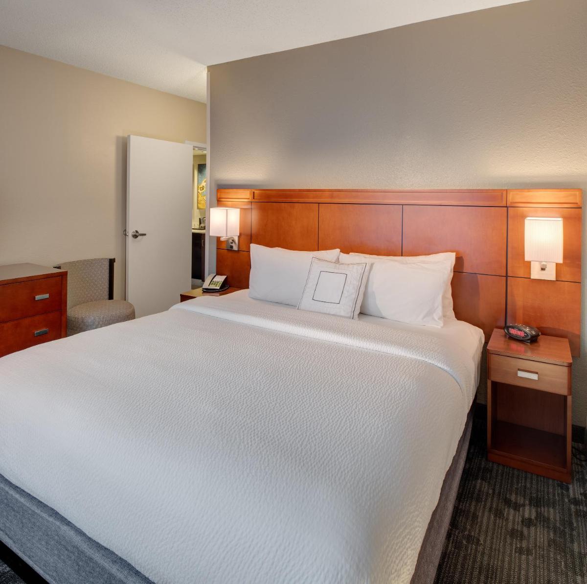 Courtyard by Marriott Columbia Northeast/Fort Jackson Area - image 6