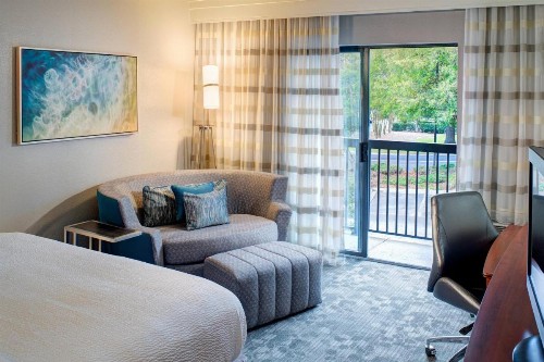 Courtyard by Marriott Columbia Northeast/Fort Jackson Area - image 8