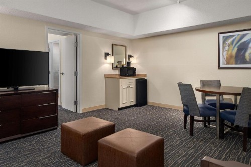 DoubleTree by Hilton Hotel Columbia - image 35