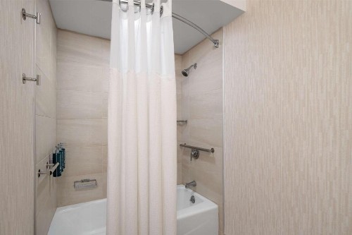 DoubleTree by Hilton Hotel Columbia - image 47
