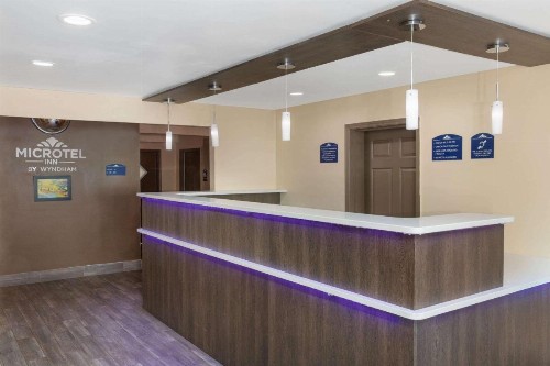 Microtel Inn by Wyndham Columbia Two Notch Road Area - image 29