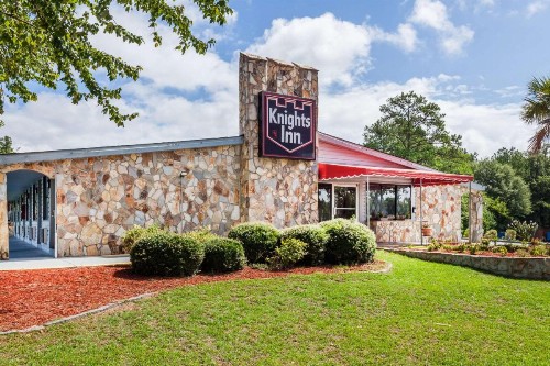 Knights Inn - Columbia - image 6