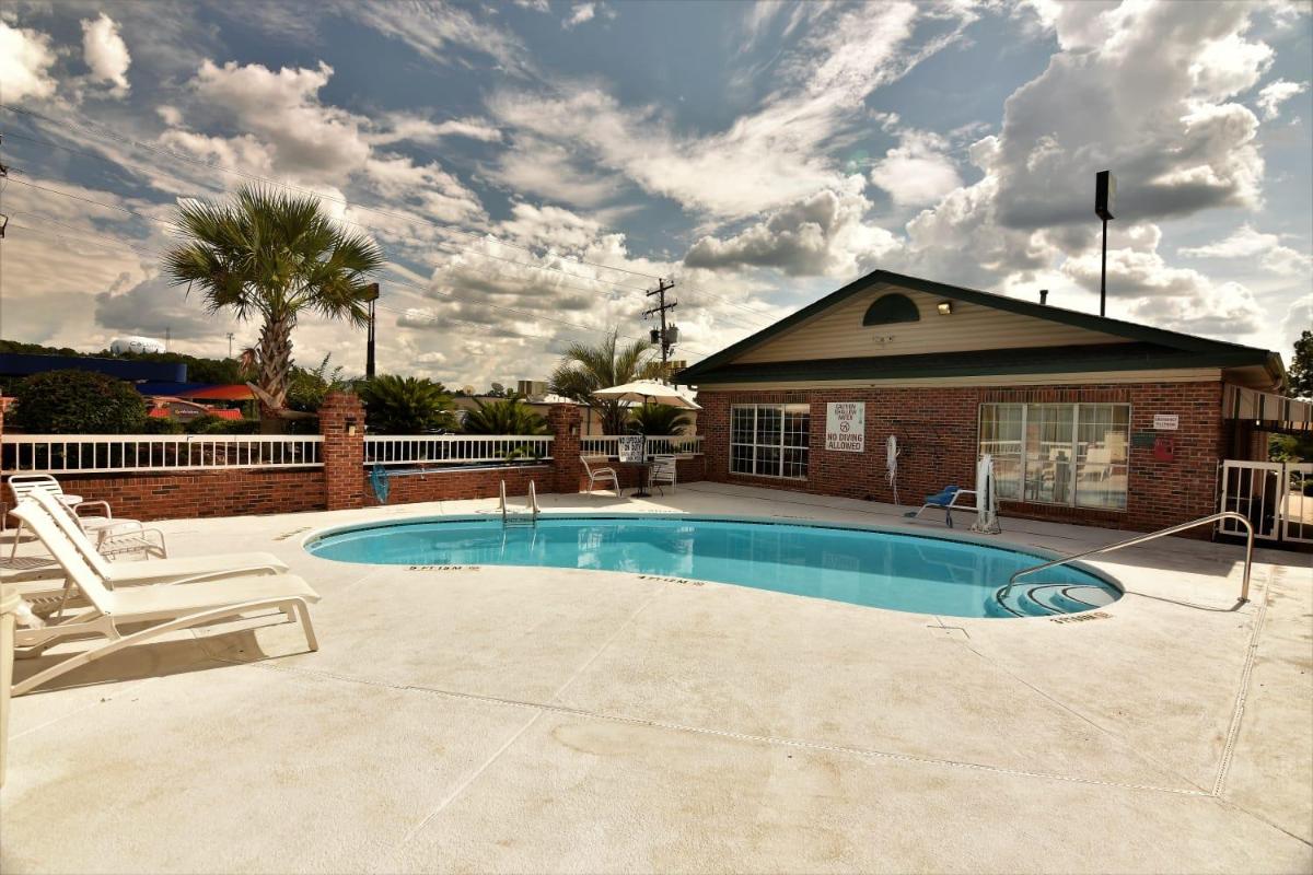 Rodeway Inn Harbison Area - main image