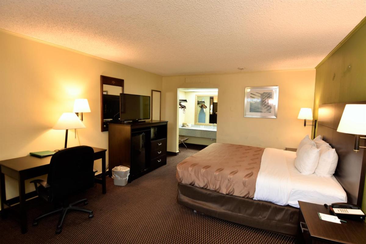 Rodeway Inn Harbison Area - image 5