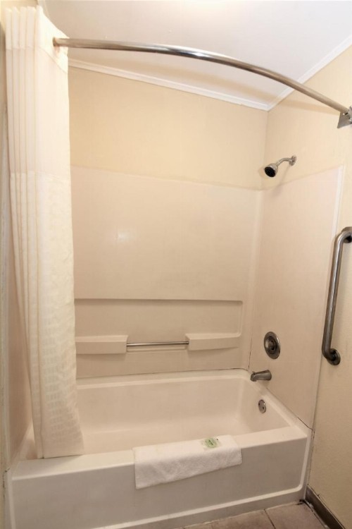 Rodeway Inn Harbison Area - image 6