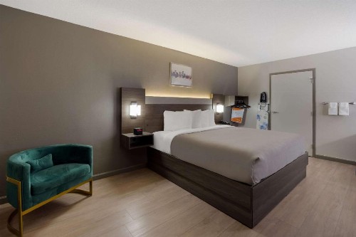 Quality Inn Fort Jackson - image 16