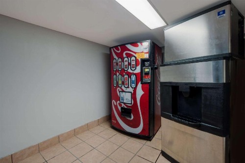 Quality Inn Fort Jackson - image 33