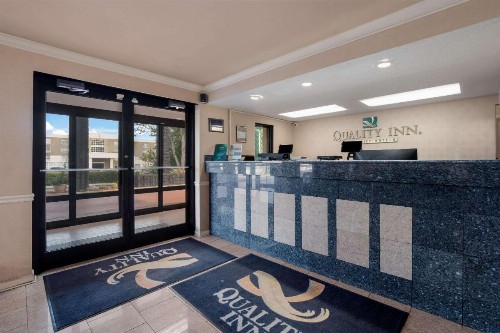 Quality Inn Fort Jackson - image 8